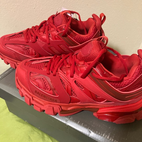 Balenciaga Low - Top Sneakers - Picture 9 of 13